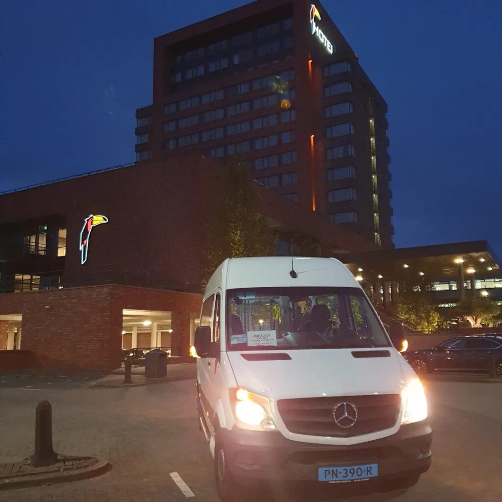 Taxi R🌍gis: Onderweg van Dordrecht naar De Meern, Utrecht!